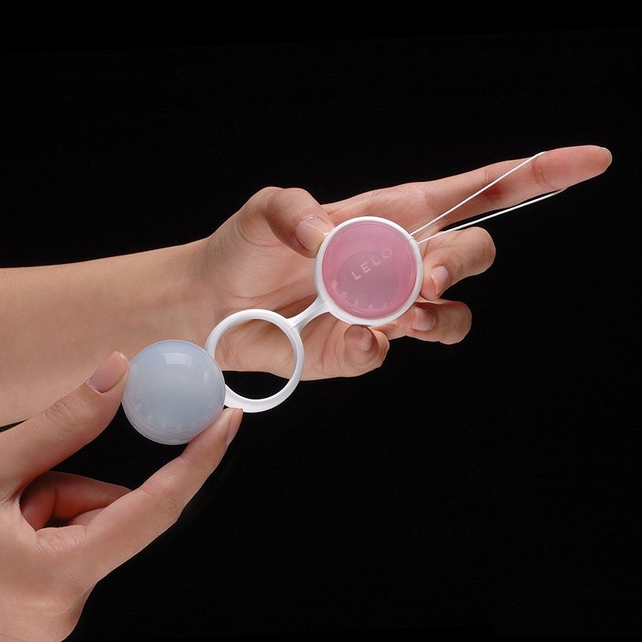 For women seeking stronger orgasms and more intense intimate... Lelo - Luna Mini Kegel Balls - Petal Pink/Powder Blue photo-5