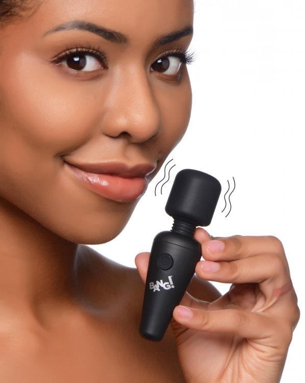 The perfect travel companion! This tiny wand fits in the pal... Bang! - 10X Vibro Mini Wand - Black photo-2