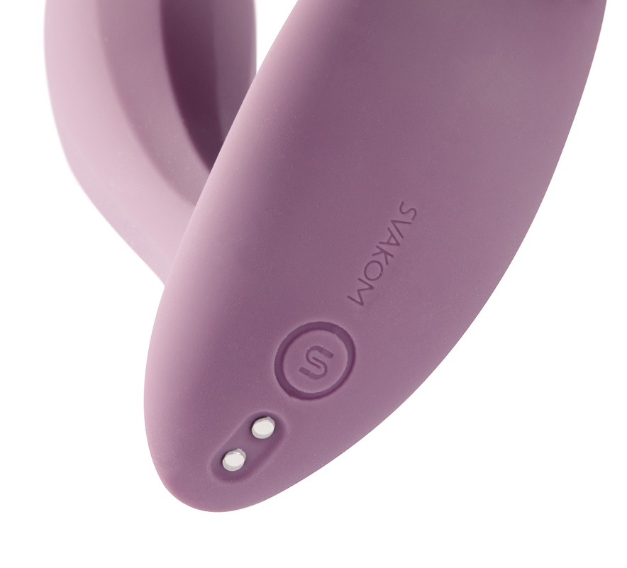 Everything rests at your fingertips. Connect with the SVAKOM... SVAKOM - Erica APP Wearable Vibrator - Romantic Rose photo-5