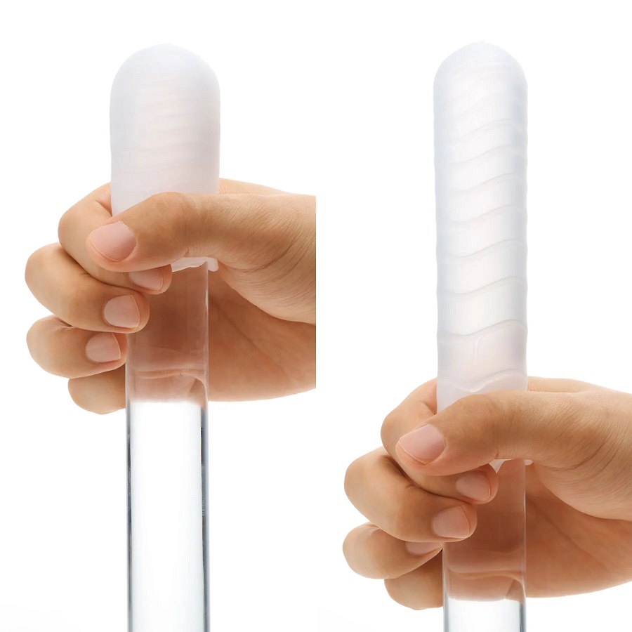 新登場的「POCKET TENGA」,正如它的名字一樣,可以輕鬆攜帶在你口袋的TENGA,以及「TENGA EGG」推出... Tenga - 口袋型自慰套 方磚紋 - 黑/紅色 照片-4
