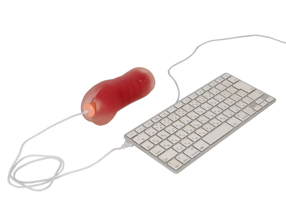 Just by connecting it to a USB (2.0 / 500mA) it gets... Rends - Onaho Hole USB Warmer photo-4