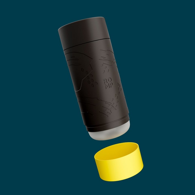 ROMP Dash 是手動自慰器——一款皮膚觸感柔軟的自慰器,當您加入適量的運動時,簡直妙不可言。利用自然吸力——無需電... Romp - Dash 吸啜感手動自慰器 照片-6
