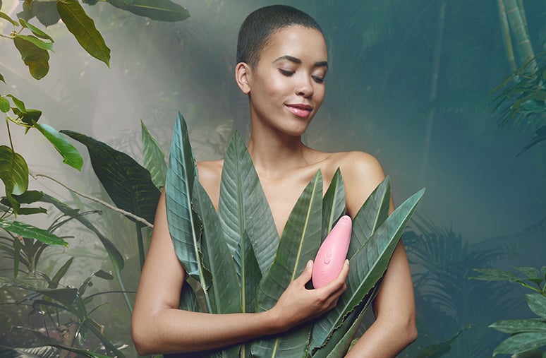 PREMIUM eco is completely unique: it's the first ever Pleasu... Womanizer - Premium Eco - Rose photo-12