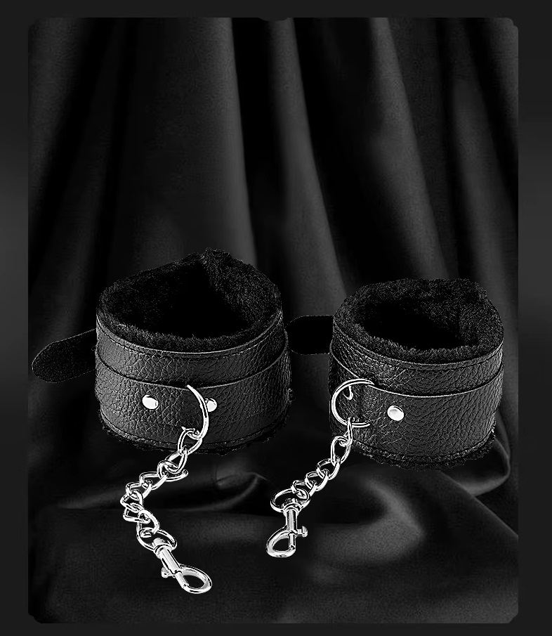 Bondage gear restraint set
Material: Iron, Alloy, PU Leathe... MT - Bondage Spreader w Cuffs - Black photo-6