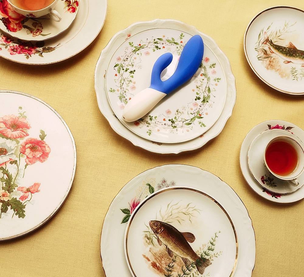 It’s only natural to feel curious about your body! Explore y... Lelo - Ina Wave 2 Rabbit Vibrator - Blue photo-7