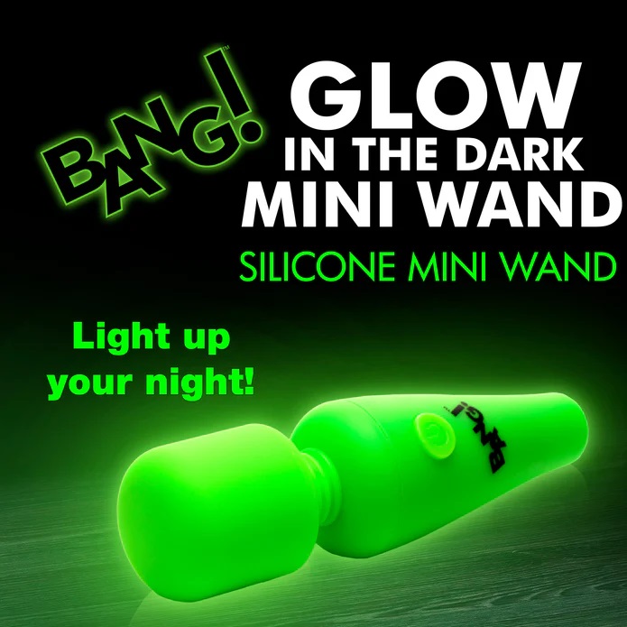 Enjoy this powerful, travel-friendly, glow-in-the-dark mini ... Bang! - 10X Glow Mini Wand Massager - Green photo-4