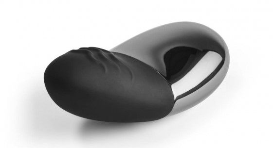 Take pleasure to new heights with Le Wand Point, a contoured... Le Wand - Point Vibrator - Black photo-5