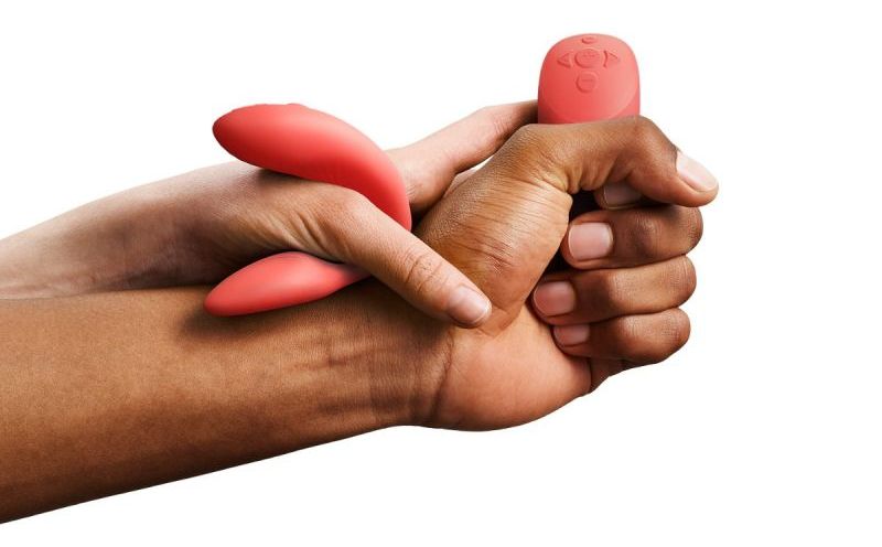 Two become one – the only remote controlled couples toy that... We-Vibe - Chorus - Crave Coral photo-7