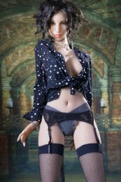 Nikki 歐美風情纖瘦身型青氣質型淫蕩女孩 附口交超柔軟TPE仿真性愛娃娃 148 cm 照片