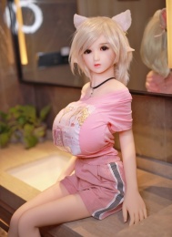 Candy 嬌小魅惑貓系妖精  鋼製靈活骨架超柔軟TPE仿真性愛娃娃 130 cm 照片