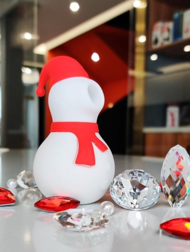 Chisa - Snowman Sucking Massager - Red photo