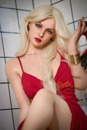 Lara 精巨乳蘿莉 F罩杯靈活骨架  超柔軟矽膠仿真性愛娃娃 164 cm 照片