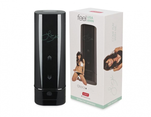 Kiiroo - Onyx+ 女优 Lisa Ann 体验 - 黑色 照片