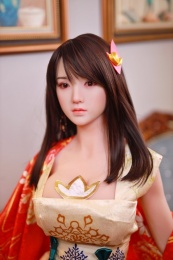 Kiyo 日本真實感實體娃娃，曲線身材，超軟硅膠材質，161cm (5’3 ft) 照片