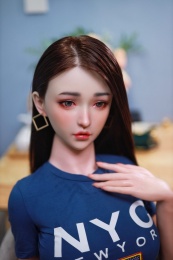 Chuang 亞洲真實感實體娃娃，大胸，超軟硅膠材質，157cm (5’2 ft) 照片
