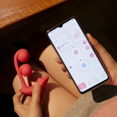 Honey Play Box - Melody Sensing Balls App Dual Vibrator - Watermelon Red photo