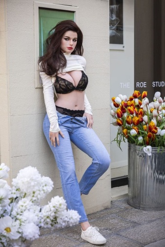Christina Curvy European Realistic Sex Doll, Ultra Soft Silicone 171 cm (5'2 ft) photo