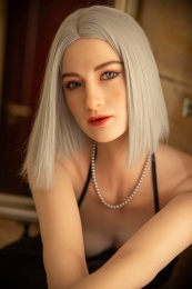 Gigi 知性運動型熟女 C罩杯金屬骨架彈性軟胸 柔軟矽膠仿真性愛娃娃 176 cm 照片