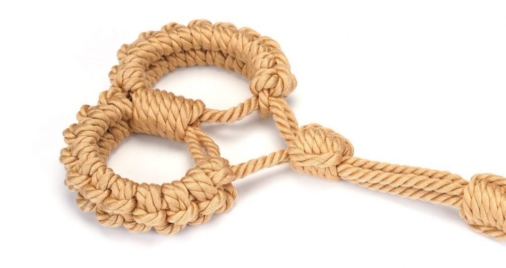 Handmade Shibari look Wrist Cuffs and Lead.
Simple and ele... Liebe Seele - Shibari Rope Wrist Cuffs photo-3