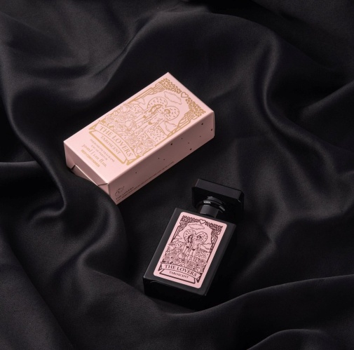 Red Container - Pheromone Taro Cent the Lovers - 30ml photo