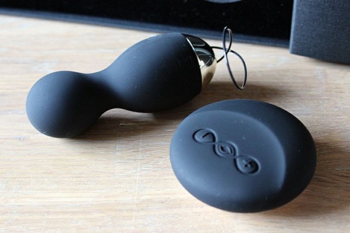 Lelo - Hula 搖控旋轉震動按摩器 - 黑色 照片