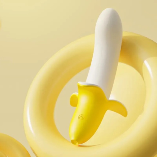 YY Horse - Warming Peeled Banana Vibrator - Yellow photo