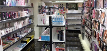 Yuen Long TakeToys