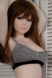 Eirian 迷你巨乳亞洲女孩 G罩杯靈活骨架 超柔軟矽膠仿真性愛娃娃 100cm 照片