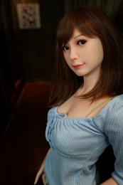 Ichika 亞洲真實感實體娃娃，苗條身材，超軟硅膠材質，155 cm 照片